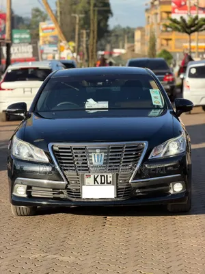 Toyota Crown 2015 Black