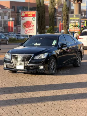 Toyota Crown 2015 Black