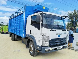 Isuzu FRR Bluepower Closedbody