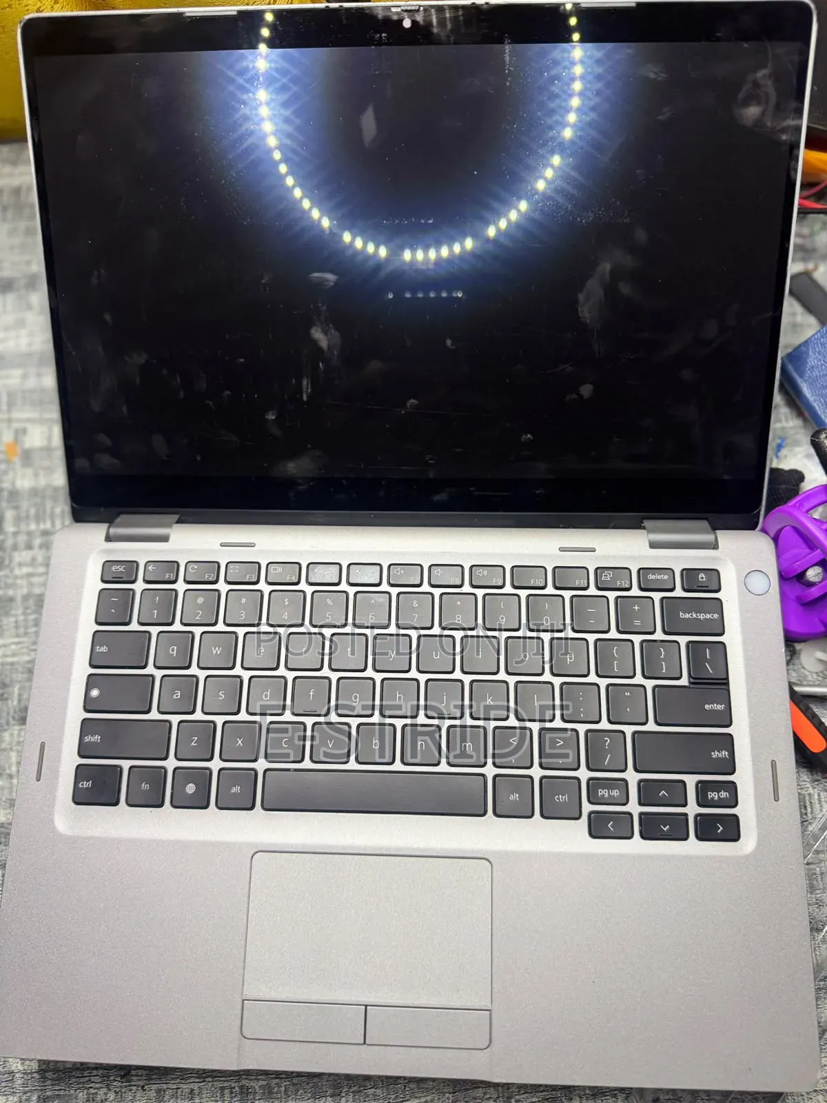 Laptop Dell Latitude 5300 4GB Intel Celeron SSD 256GB