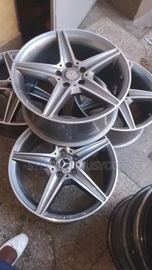 Mercedes Benz AMG C200, E250, E350, W202, W204, Size 18inch Rims