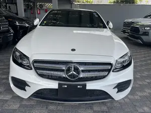 Mercedes-Benz E300 2020 White