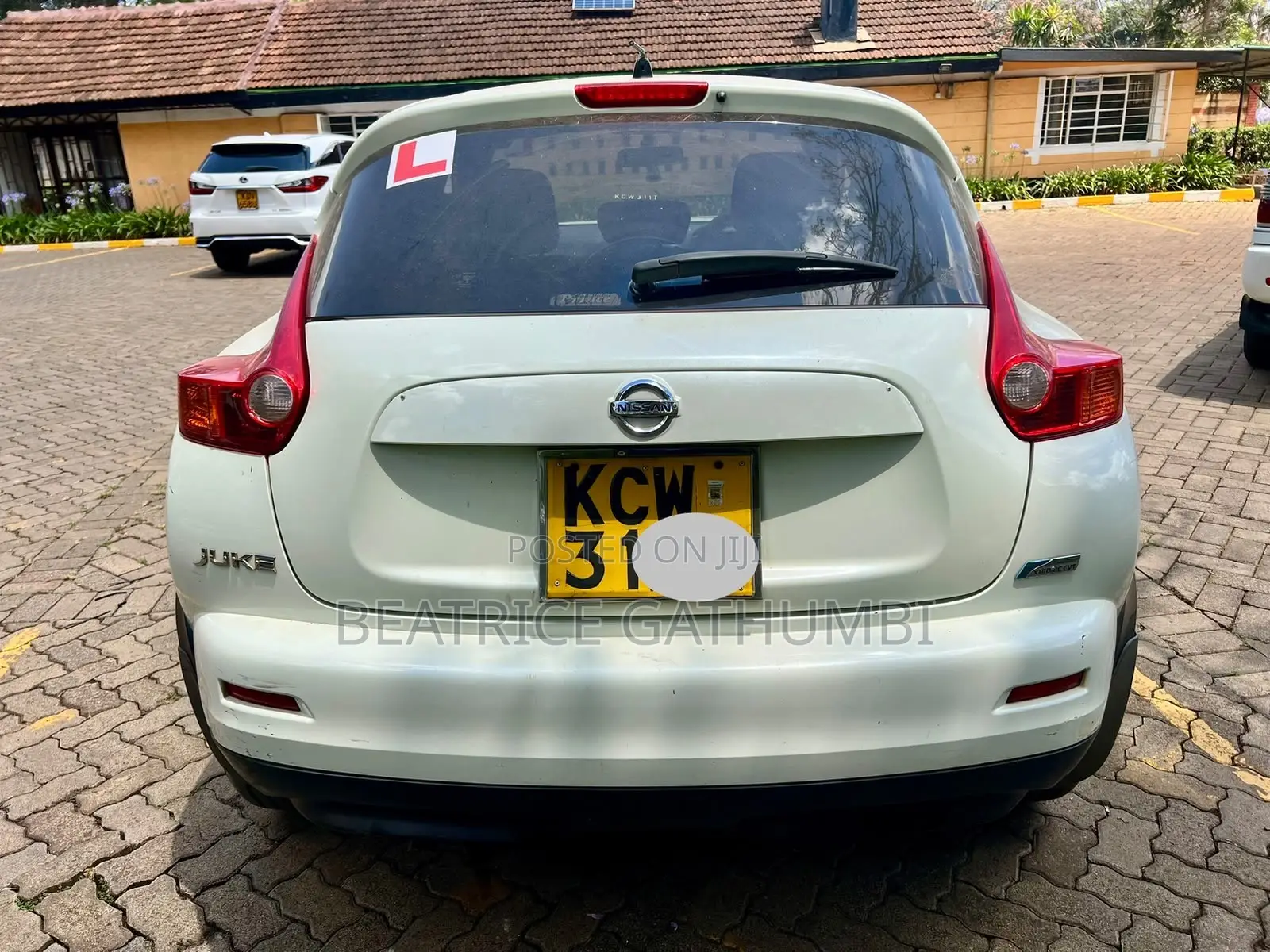 Nissan Juke 2012 White