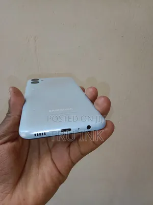 Samsung Galaxy A04e 32 GB Blue