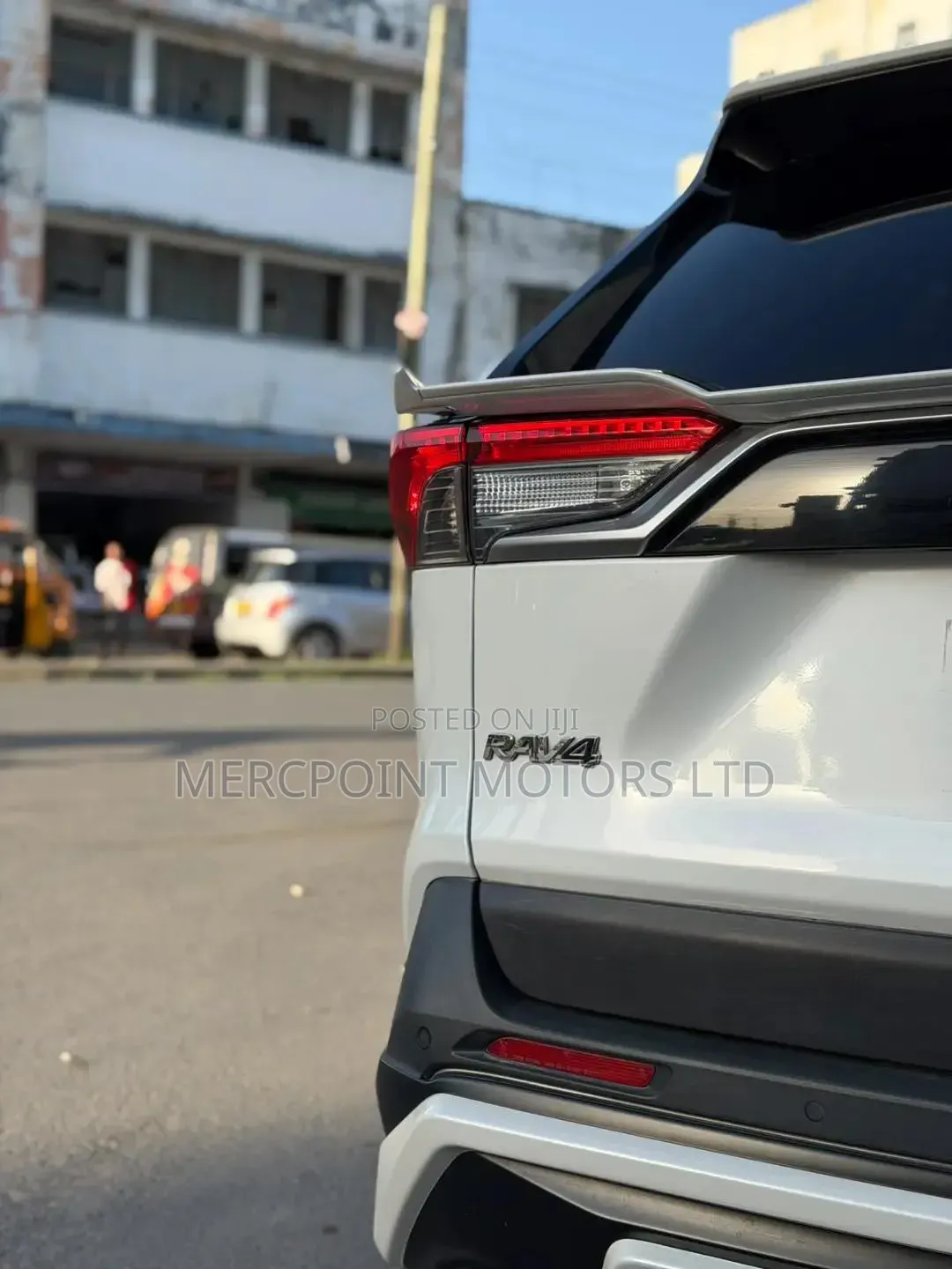 Toyota RAV4 2019 White