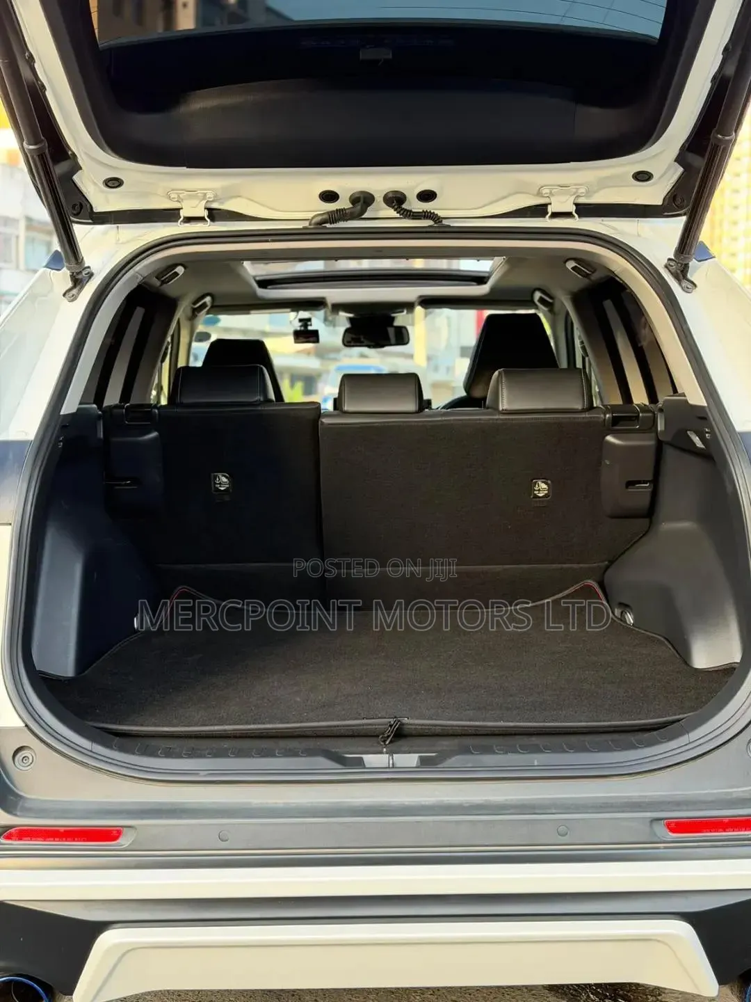 Toyota RAV4 2019 White