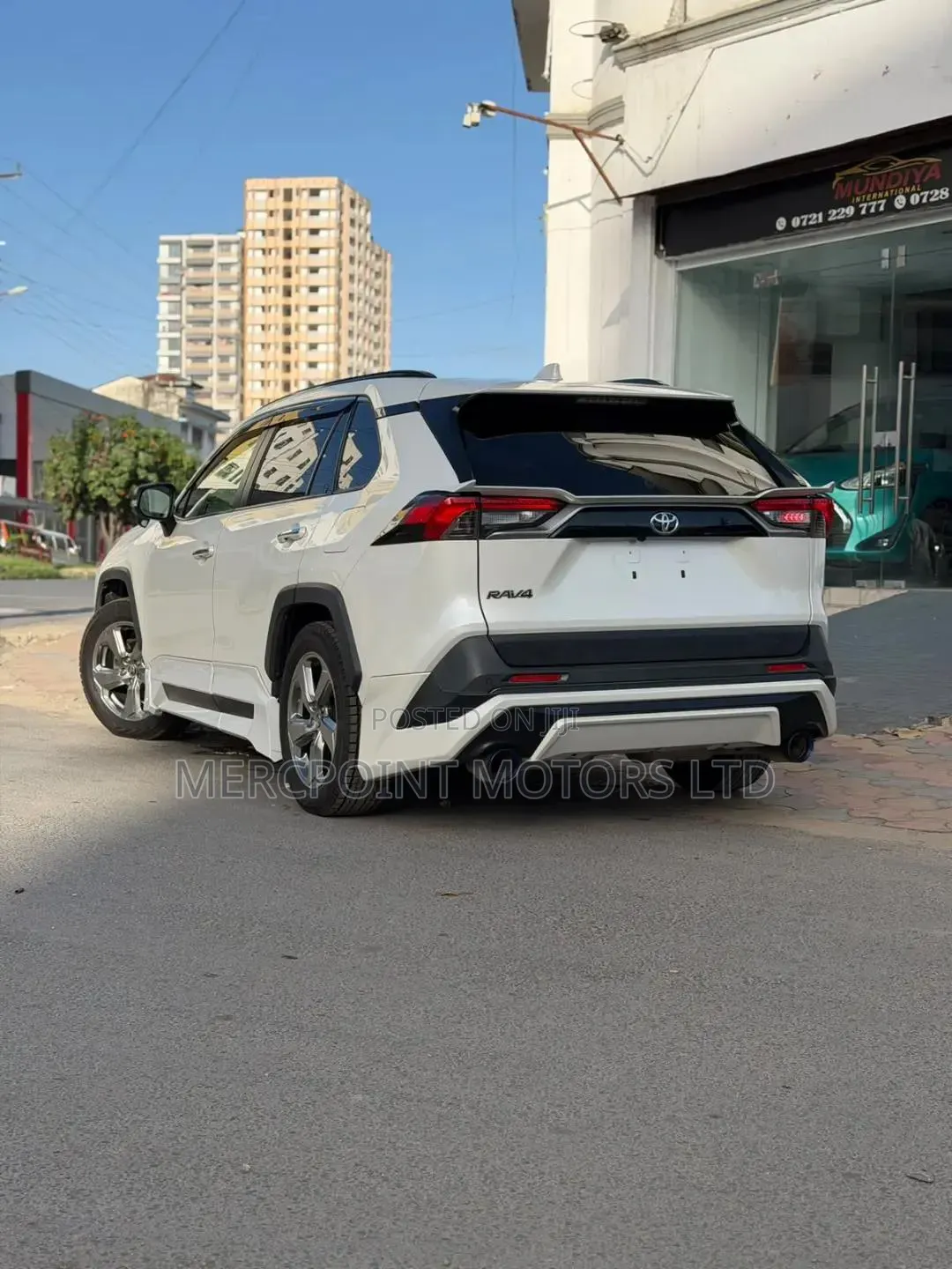 Toyota RAV4 2019 White