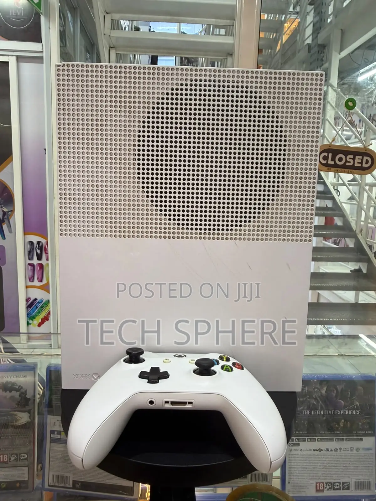 Just Used Microsoft Xbox One S Plus One Pad