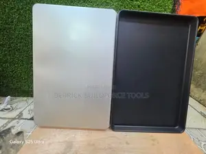 Oven Plates/ Baking Trays