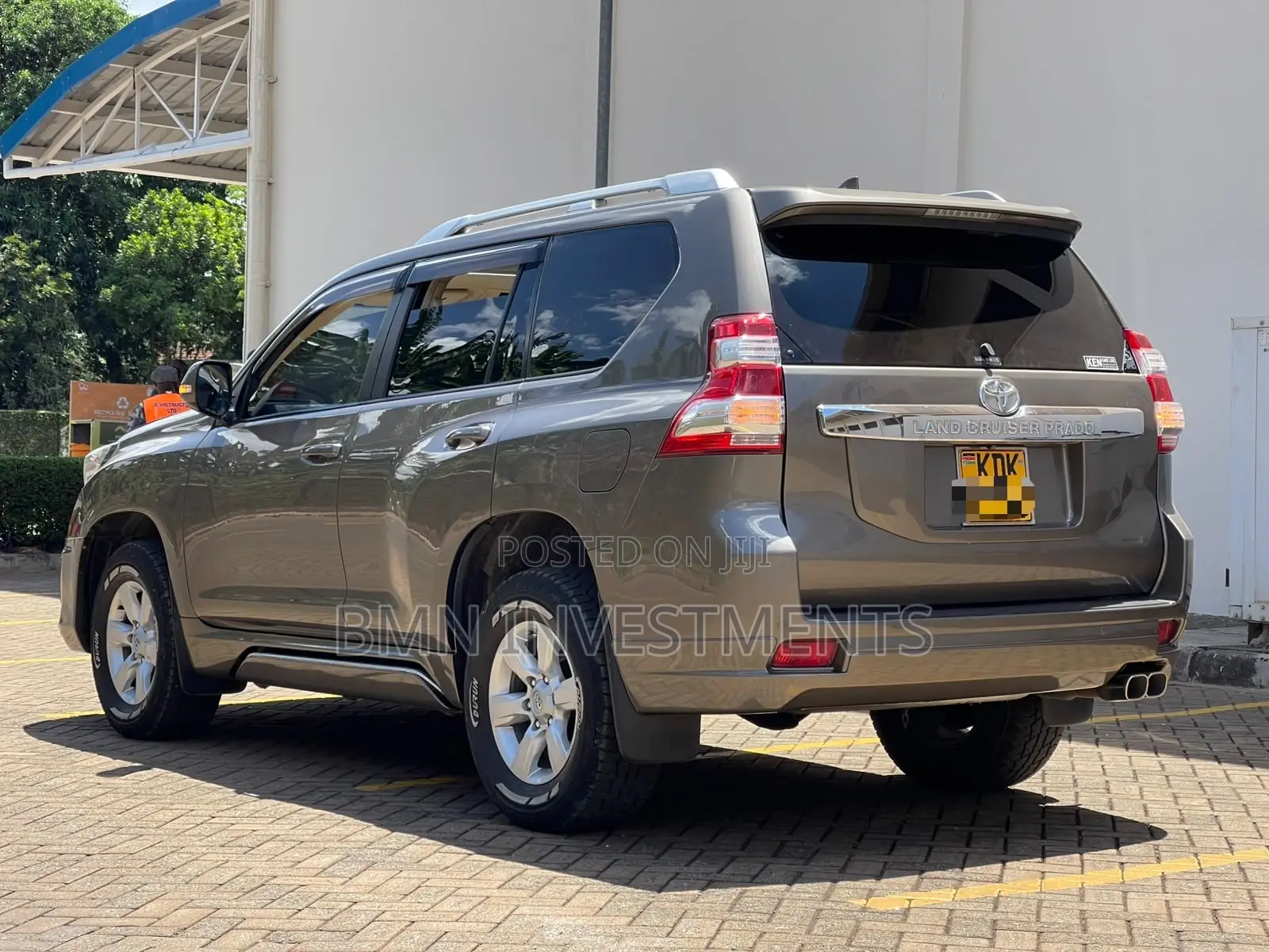 Toyota Land Cruiser Prado 2016 Gray