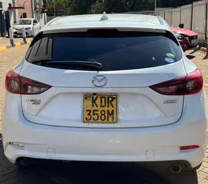 Mazda Axela 2017 White