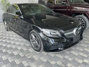 Mercedes-Benz C200 2020 Black