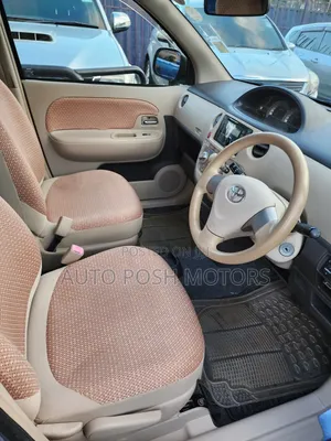 Toyota Sienta 2015 Blue