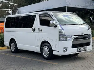 Toyota HiAce 2016 White