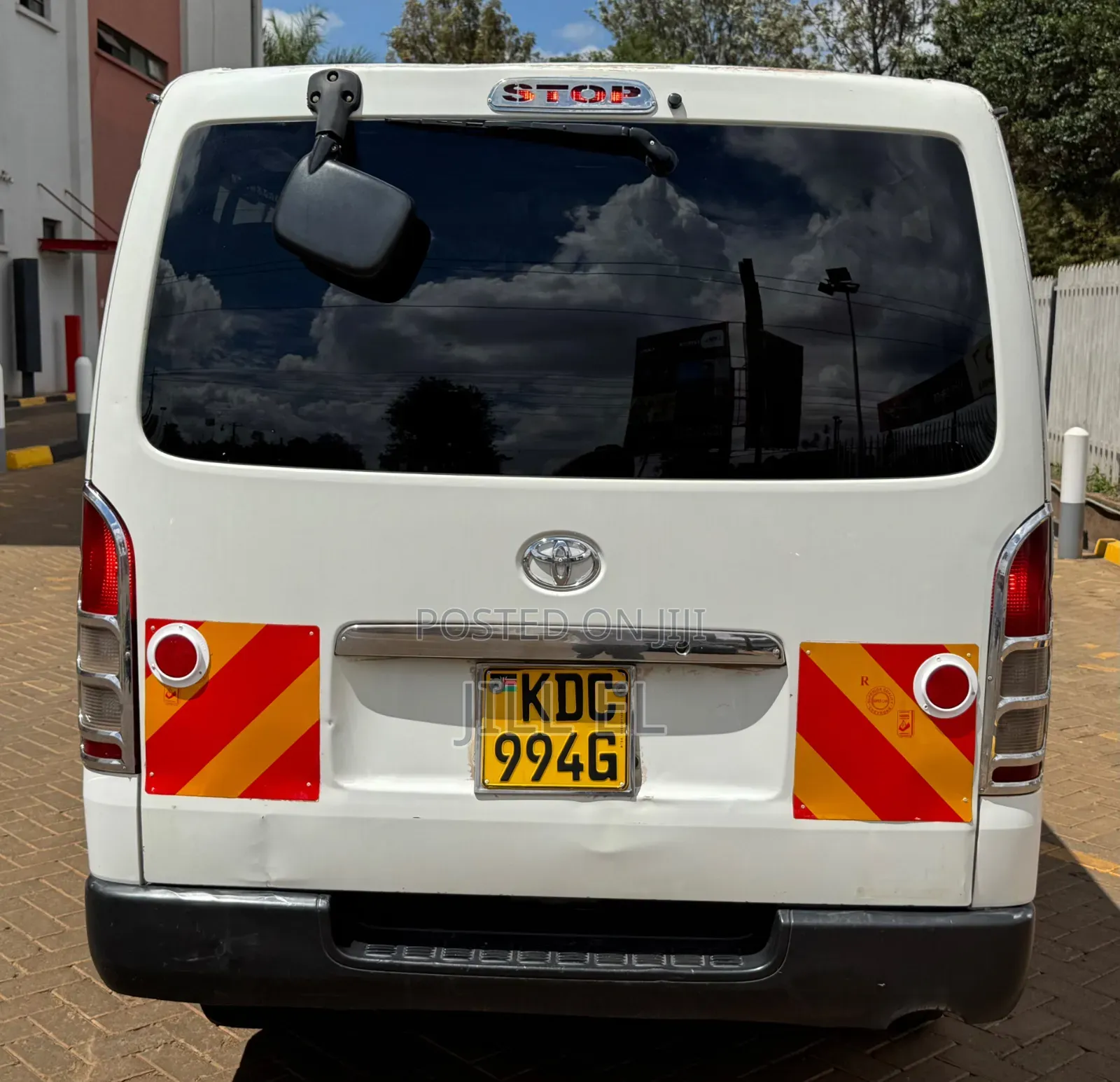 Toyota HiAce 2013 White