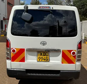 Toyota HiAce 2013 White