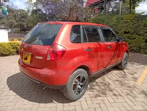 Mazda Verisa 2009 Orange