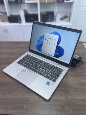 Laptop HP EliteBook 830 G8 4GB Intel Core i5 SSD 500GB