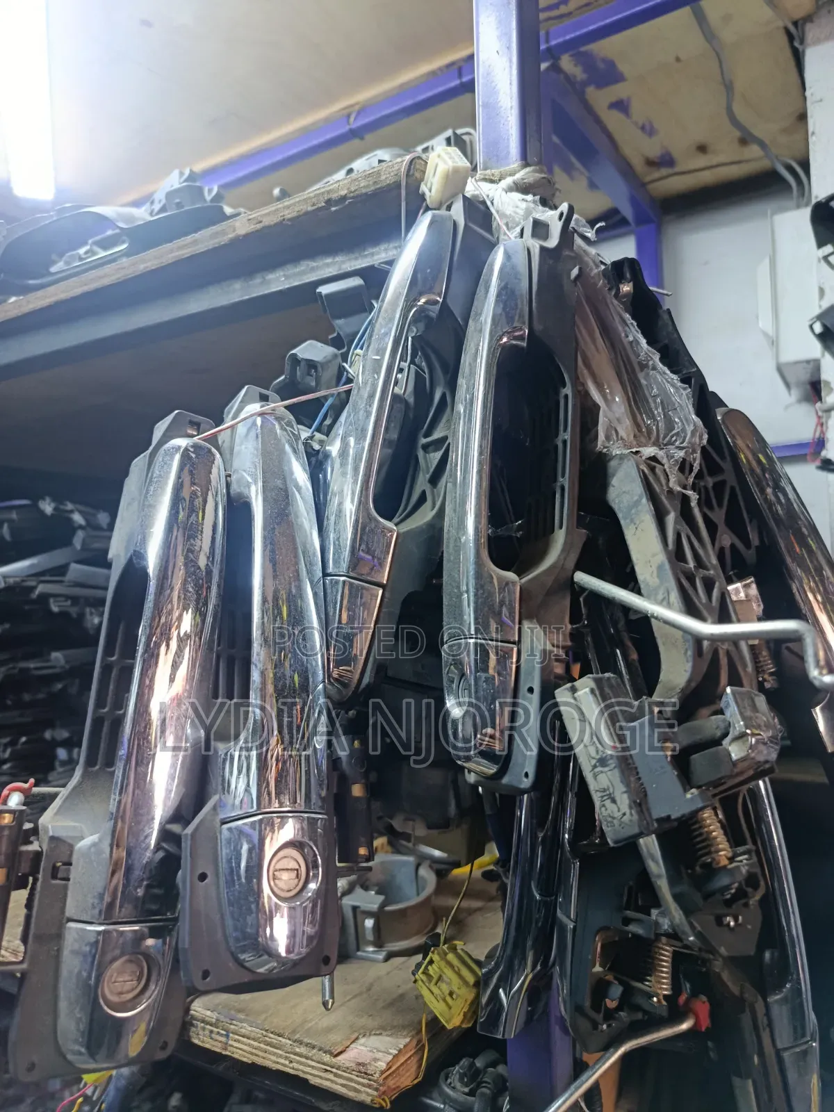 Door Handle Premio 240
