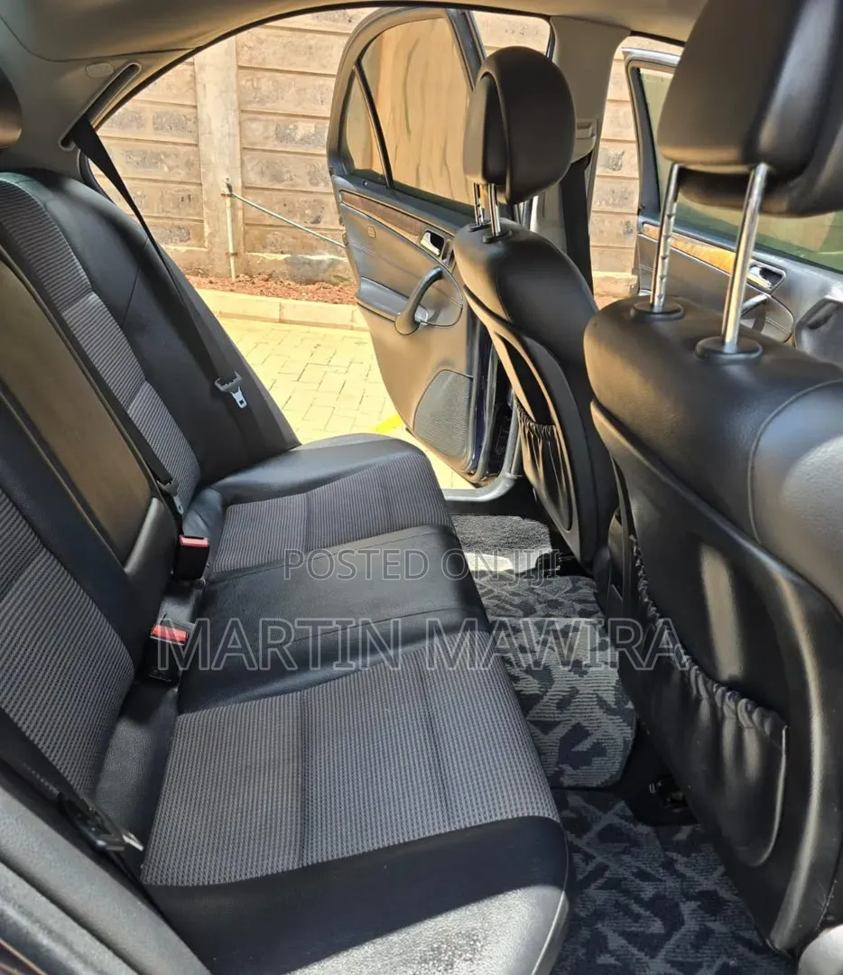 Mercedes-Benz C230 2006 Blue