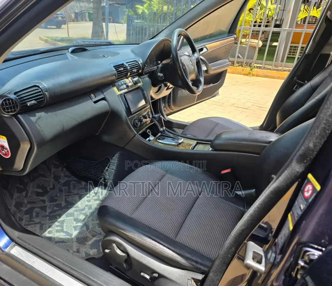 Mercedes-Benz C230 2006 Blue