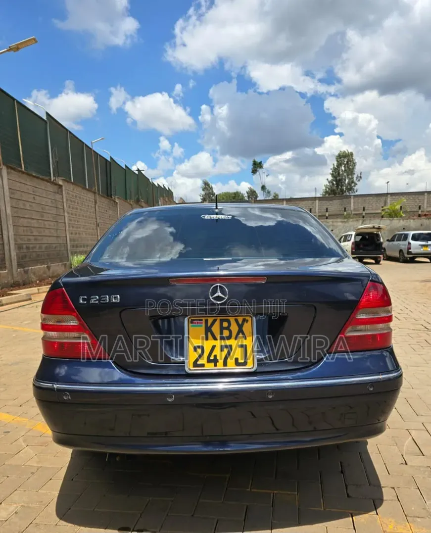 Mercedes-Benz C230 2006 Blue