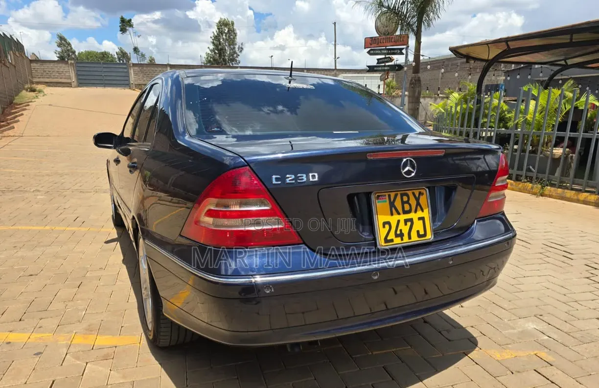 Mercedes-Benz C230 2006 Blue