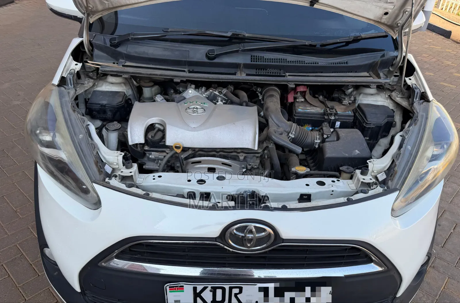 Toyota Sienta 2019 White