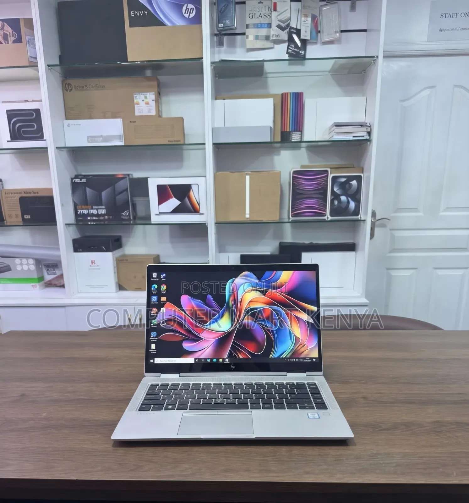 New Laptop HP EliteBook 830 G8 16GB Intel Core i5 SSD 512GB