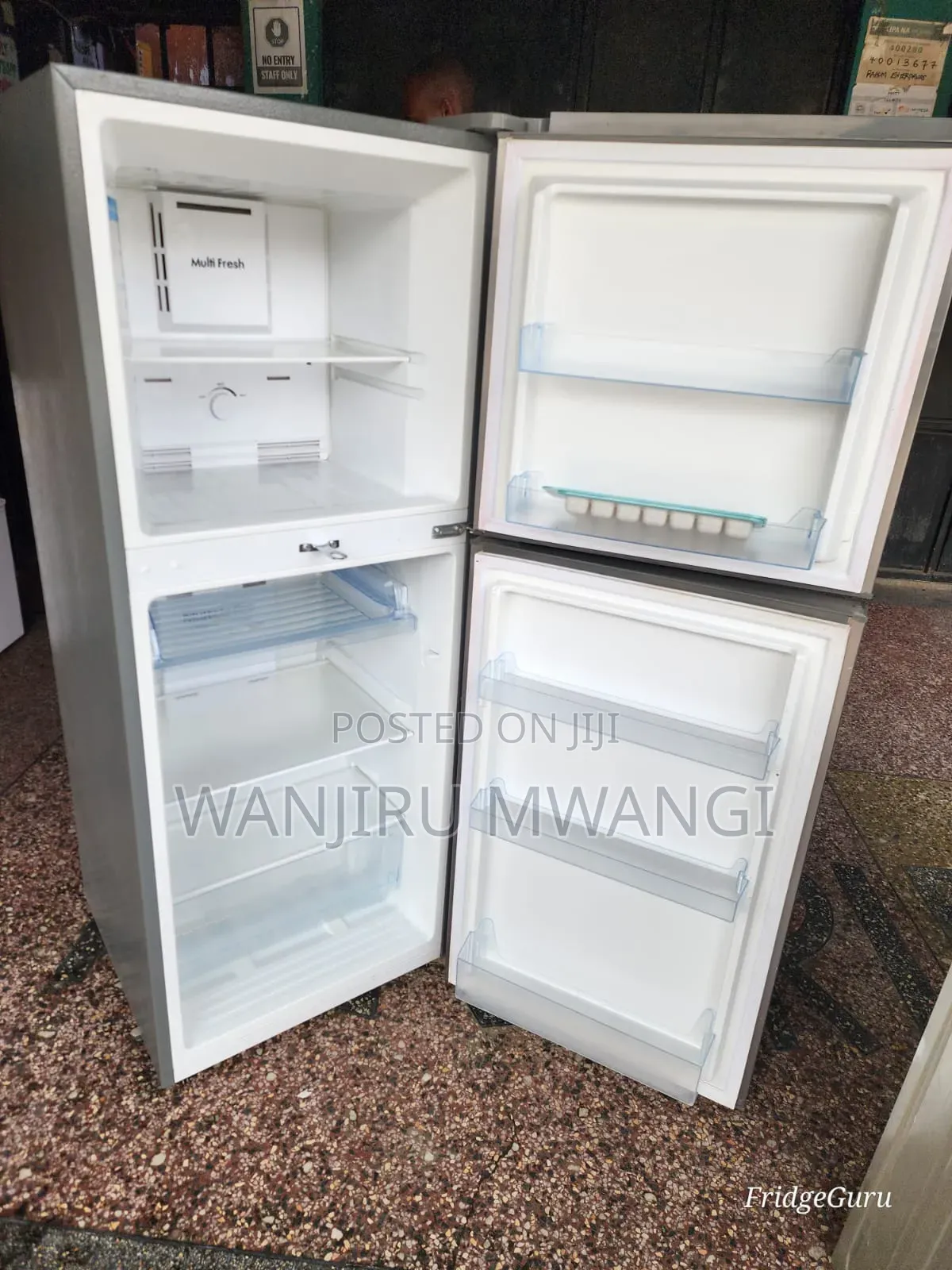 Samsung No Frost ( Silver ) Fridge