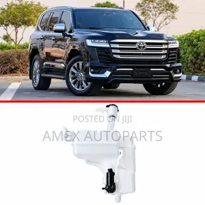 Washer Tank Toyota Land Cruiser VXR 2022 W/Motor