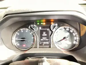 Toyota Land Cruiser Prado 2.7 2019 White
