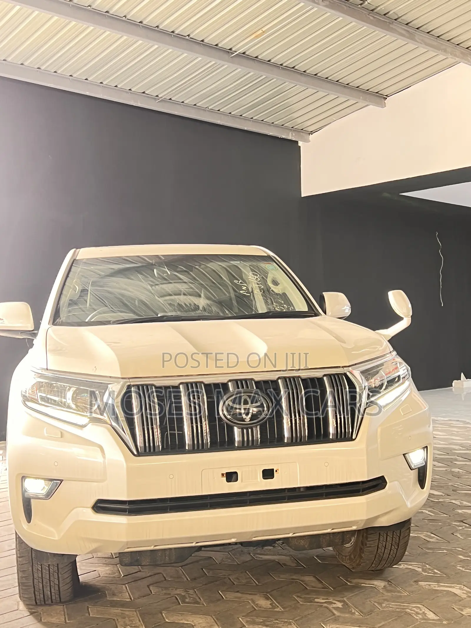 Toyota Land Cruiser Prado 2.7 2019 White