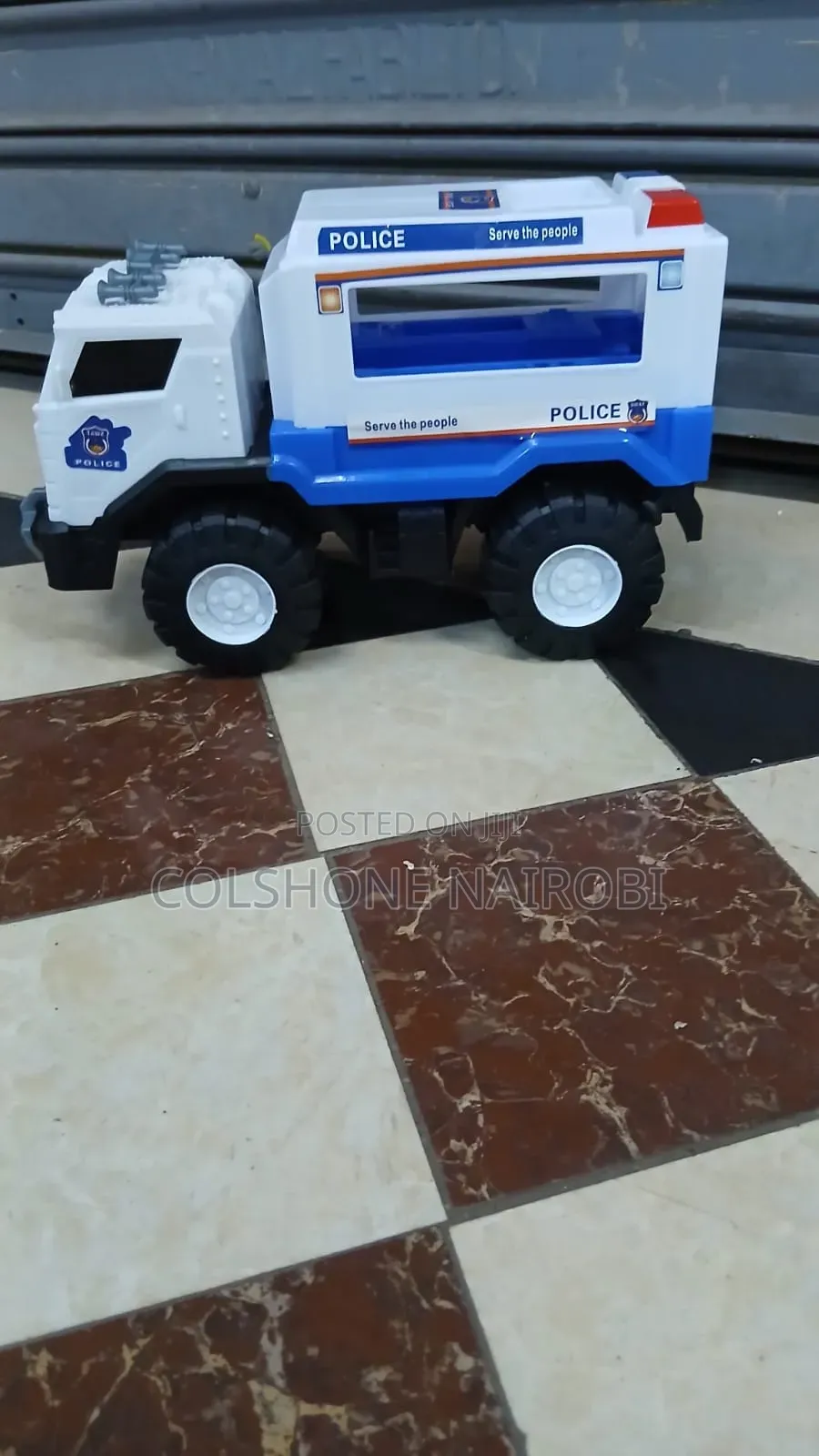 Toy Fire Truck With Extendable Ladder for Kids