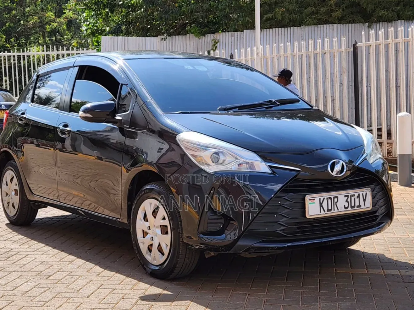 Toyota Vitz 2017 Black