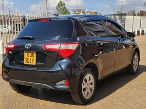 Toyota Vitz 2017 Black