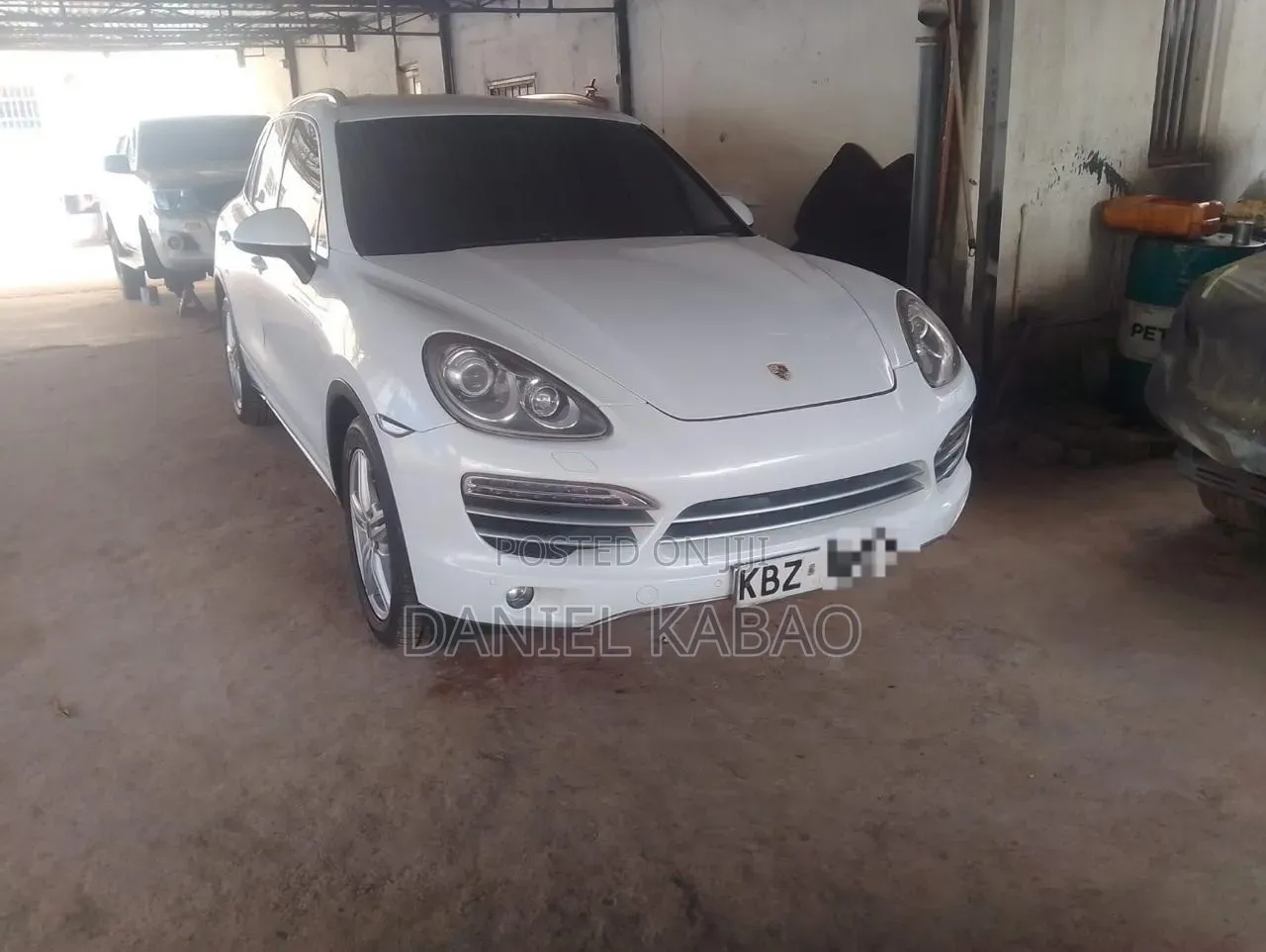 Porsche Cayenne 2014 White