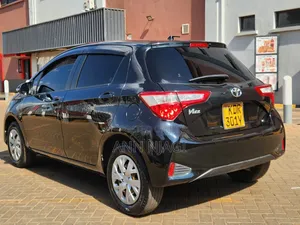 Toyota Vitz 2017 Black