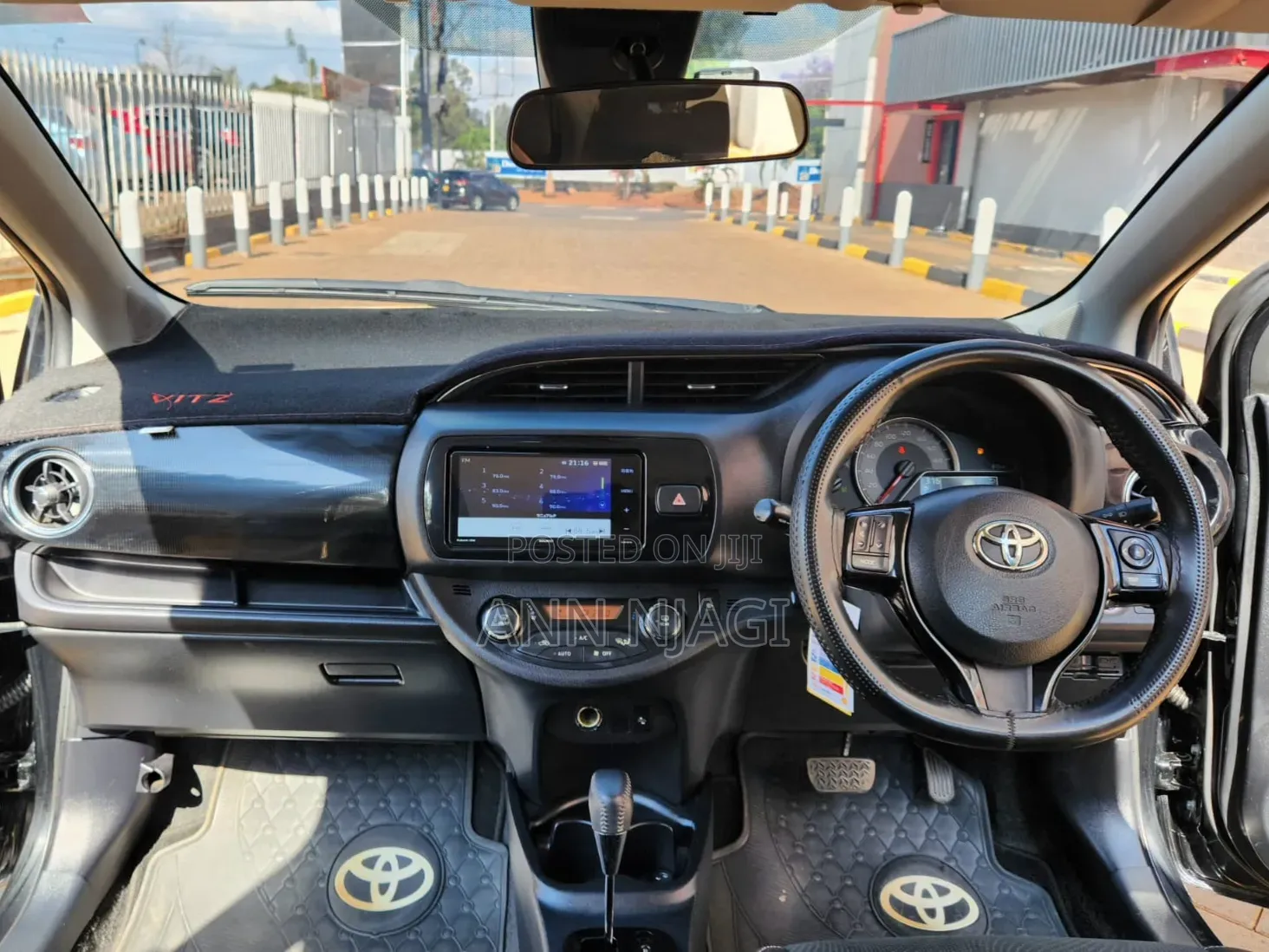 Toyota Vitz 2017 Black