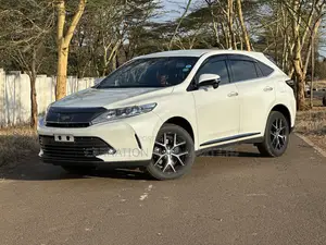 Toyota Harrier 2.0 4WD 2019 White