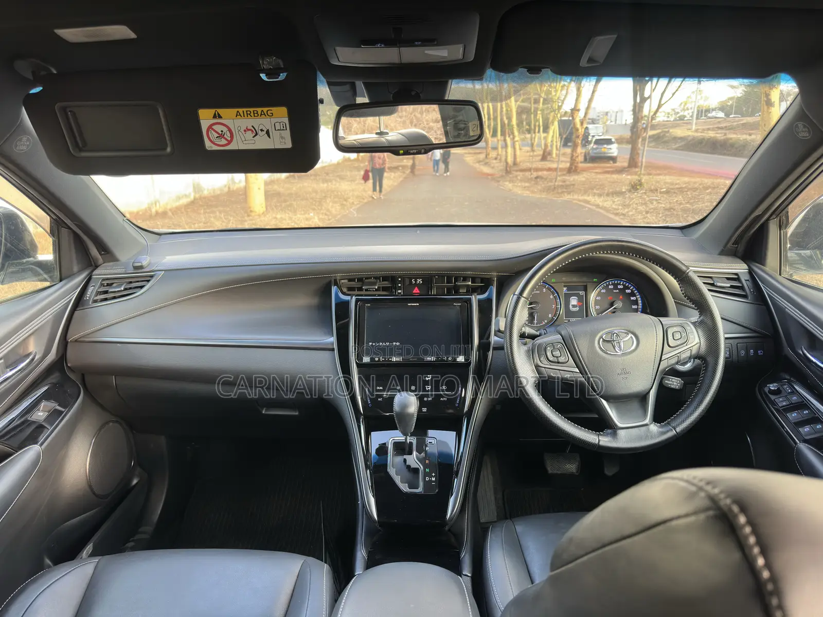 Toyota Harrier 2.0 4WD 2019 White