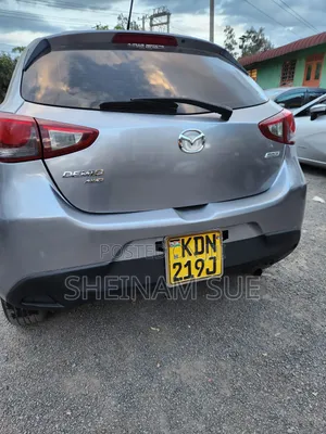 Mazda Demio 2016 Silver