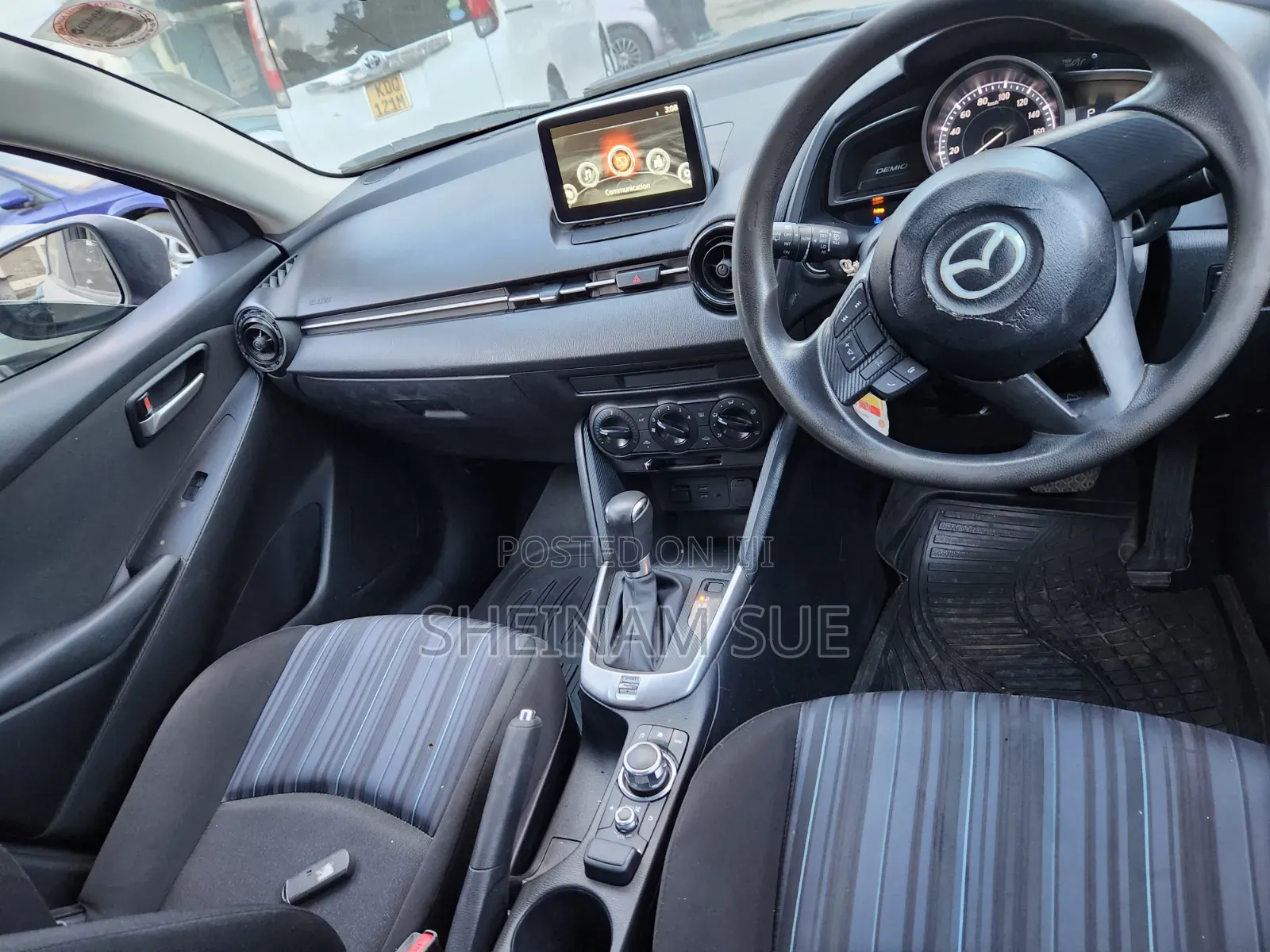 Mazda Demio 2016 Silver