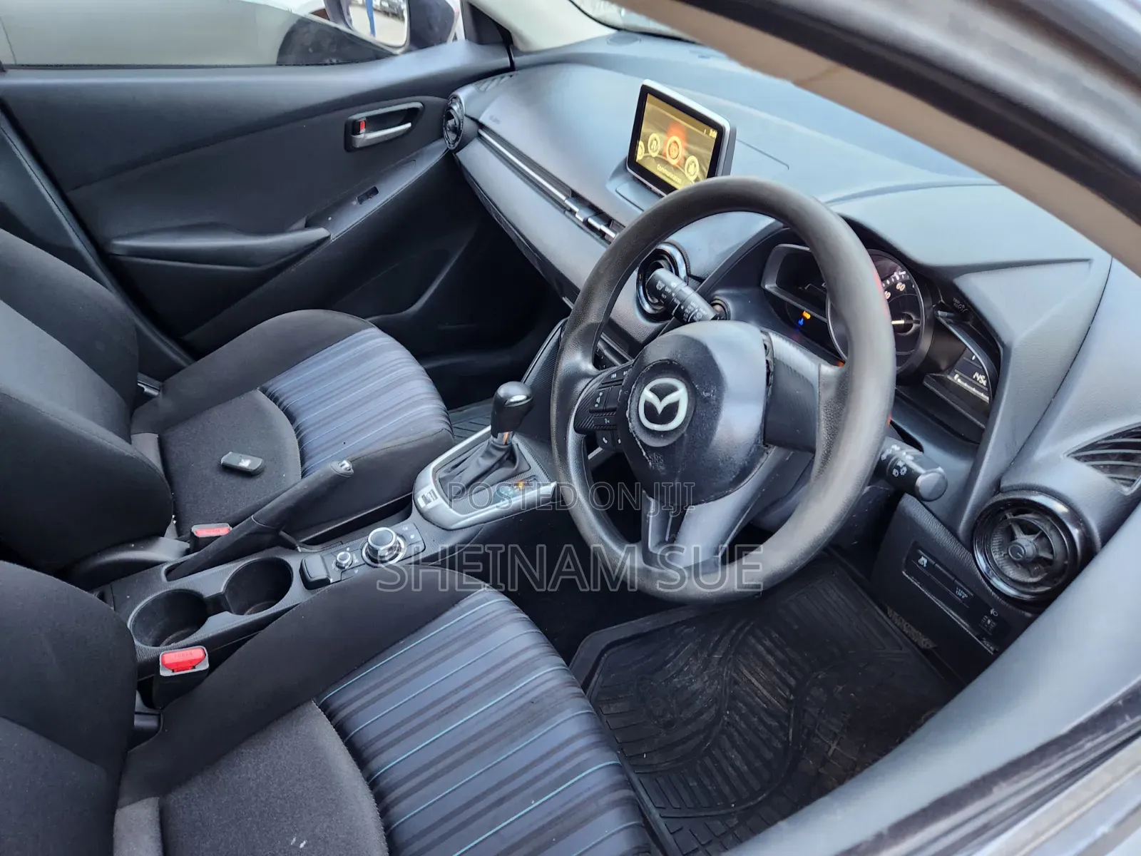 Mazda Demio 2016 Silver