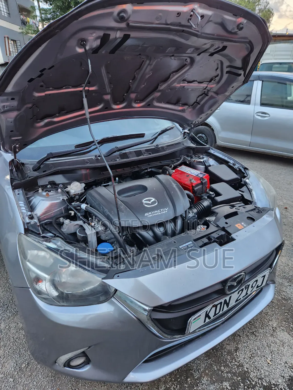 Mazda Demio 2016 Silver
