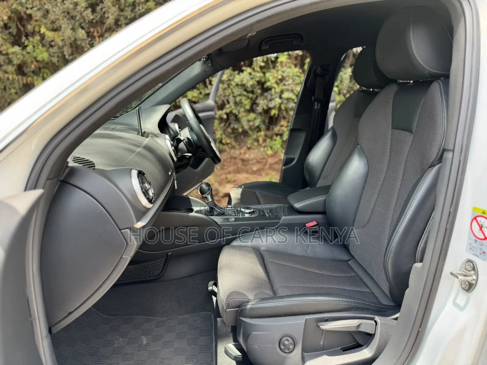 Audi A3 2019 Pearl