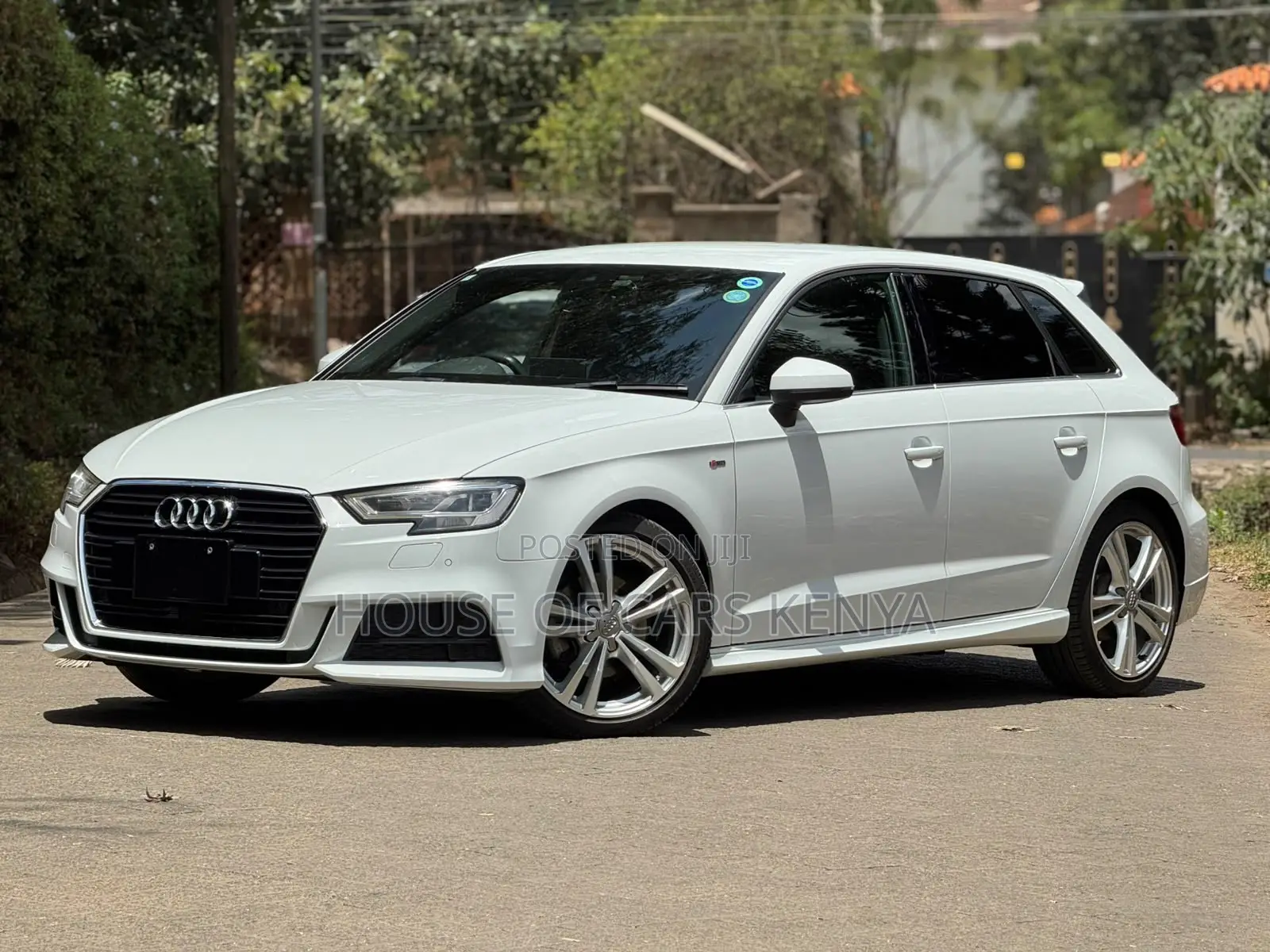 Audi A3 2019 Pearl