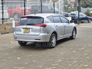Toyota Caldina 2005 Silver