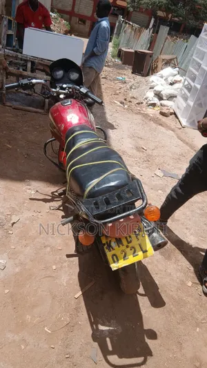 Bajaj Boxer 150 UG 2012 Red