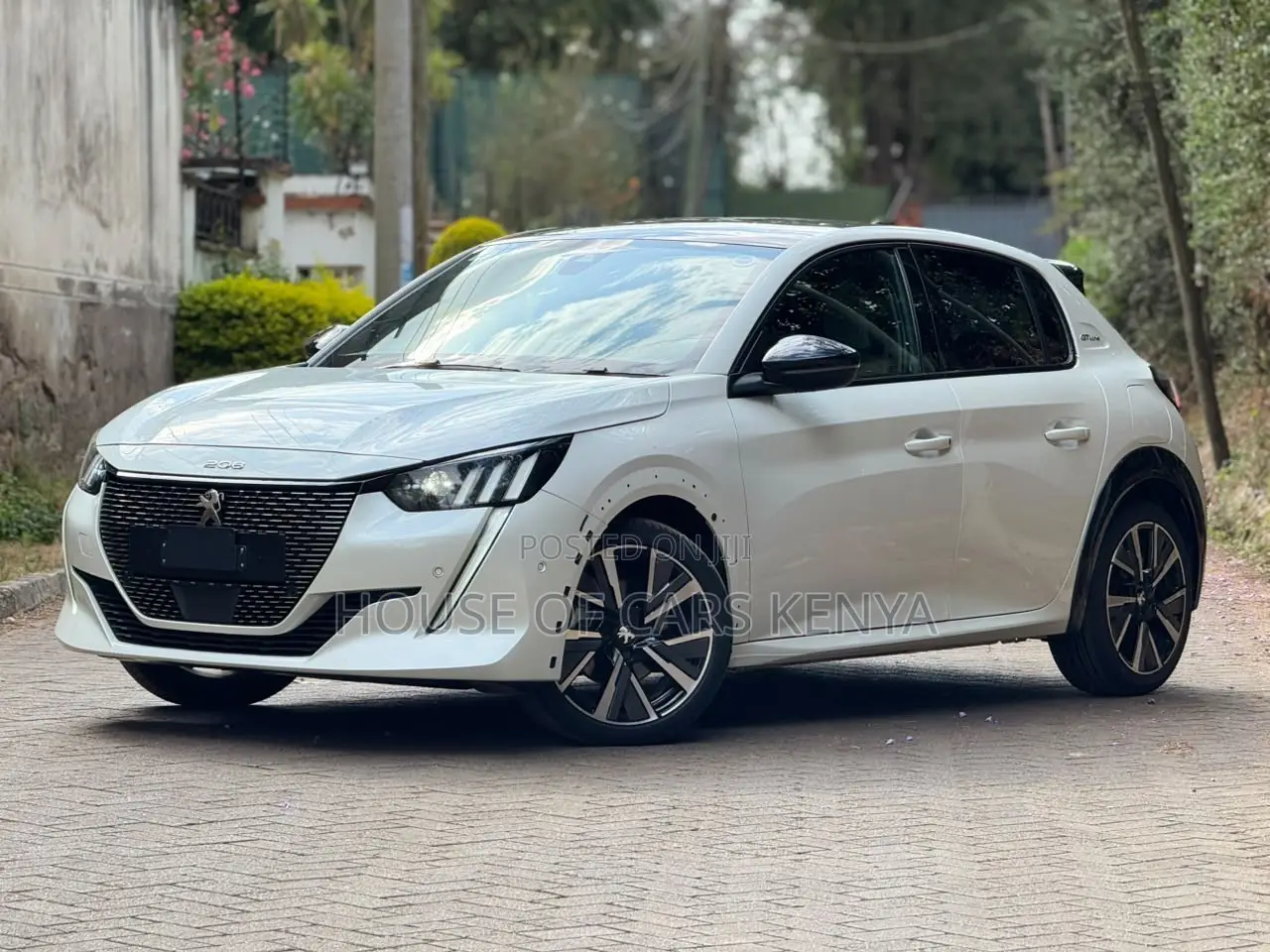 Peugeot 208 2021 Pearl